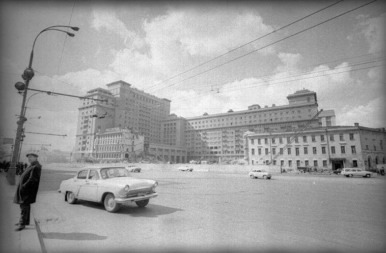 Город, который ушел, но остался в сердце: как выглядела Москва 50 лет назад