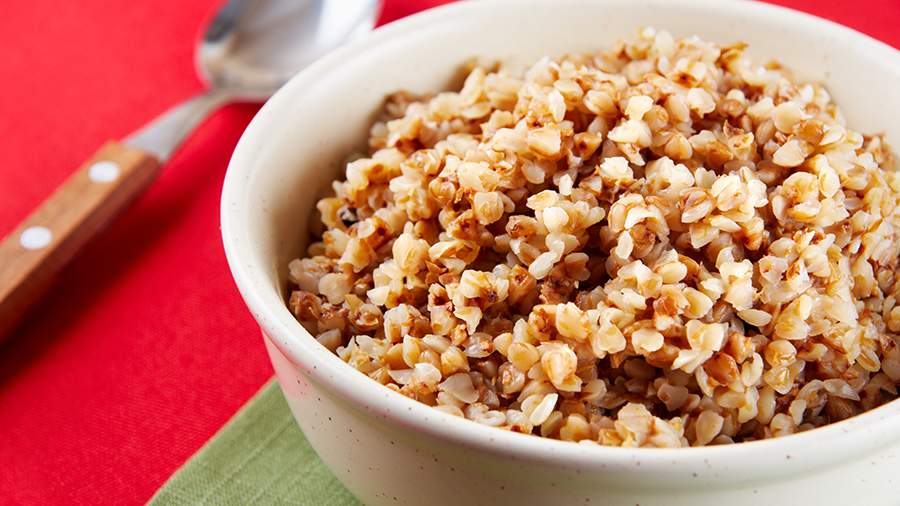 Врач рассказала о вреде гречки для некоторых людей 