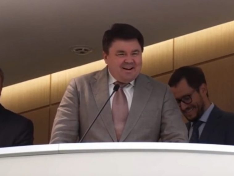 Замглавы Росгвардии рассмешил Матвиенко, не сумев пояснить законопроект (ВИДЕО)