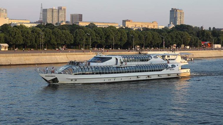 Метеоролог заявила о более теплой погоде в центре Москвы 