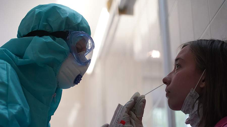 Более 95% случаев COVID-19 в России приходятся на штамм «Дельта» 