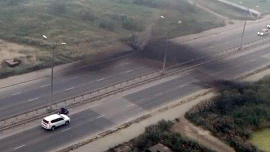 Движение транспорта частично возобновили на автостраде в Якутске после утечки газа 