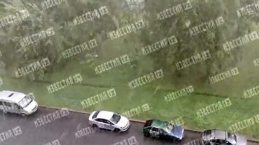 В Санкт-Петербурге выпал град в первый день августа 
