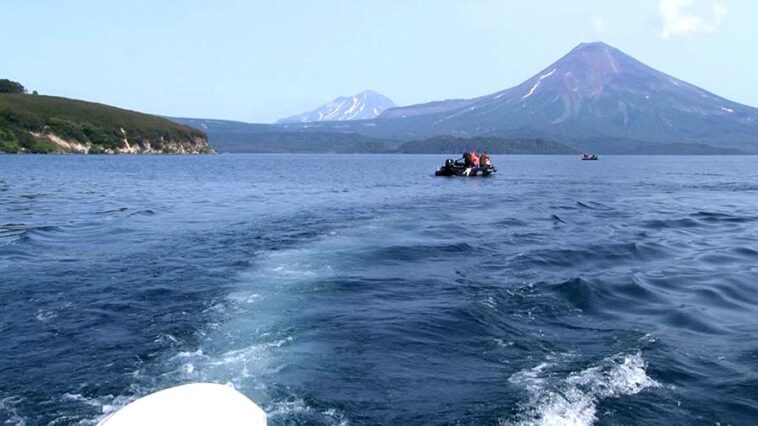 МО направило вертолет с подводными аппаратами к месту крушения Ми-8 на Камчатке 