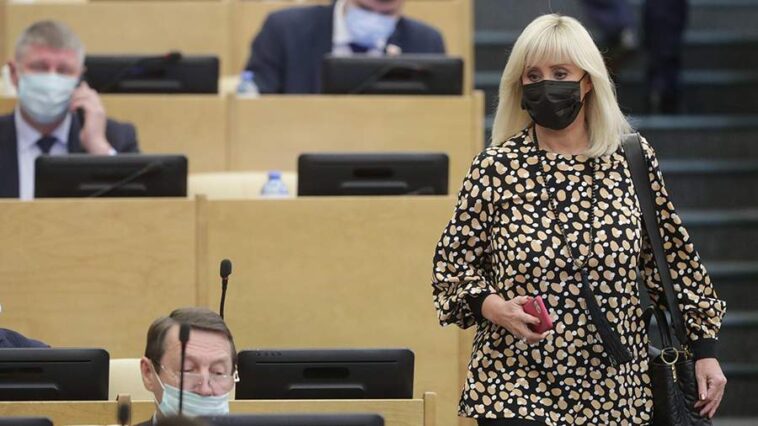 Депутат Пушкина призвала генпрокурора России проверить «Мужское государство» 