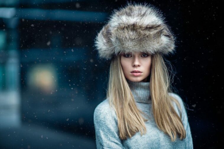 Модные женские меховые шапки на зиму 2022