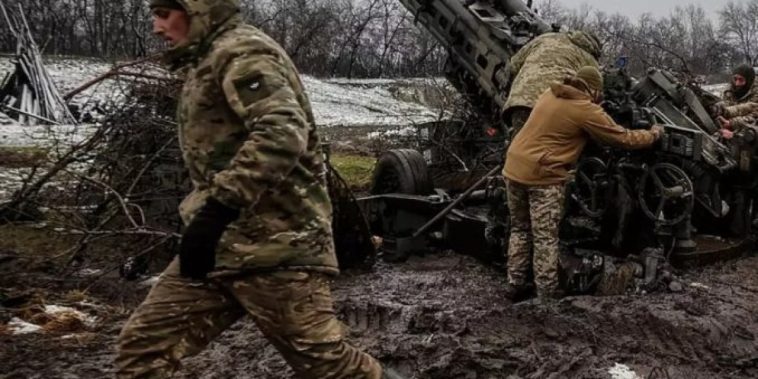 Мобилизация закончилась, но почему приходят повестки россиянам на СВО