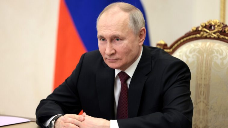 Путин отметил позитивную динамику в экономике России