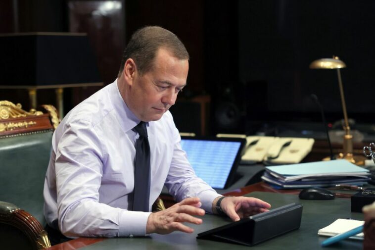 «Новых регионов в составе России будет больше»: Медведев высказался о сроках окончания СВО