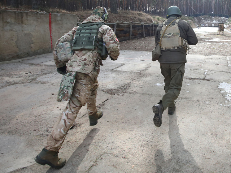 «Людям будет нечего терять»: военный аналитик рассказал, когда произойдет бунт на Украине