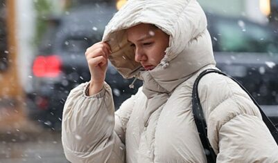Мощный снегопад оставил без света 19 тысяч жителей российского региона