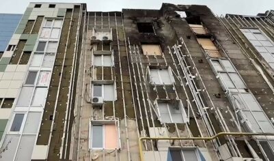 Почти 80 квартир повреждены из-за атаки дрона ВСУ по дому в Белгороде