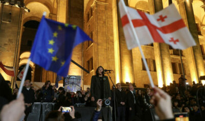 «Следующая станция — неоколониализм». В Тбилиси прошел первый митинг после выборов