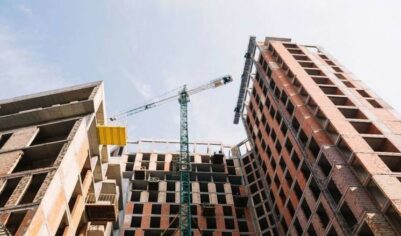 Курс на консолидацию: как ключевая ставка влияет на рынок новостроек Москвы