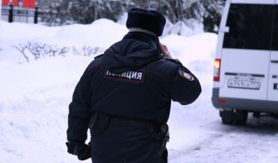 Родные бросившего петарду в подмосковном МФЦ пенсионера раскрыли детали инцидента