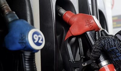 Бензин Аи-92 подешевел на бирже с начала декабря более чем на 7%