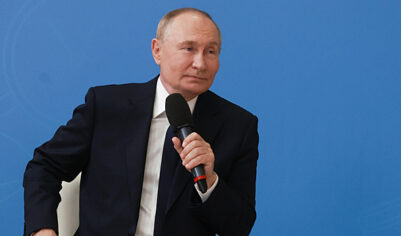 Путин: инвестиции в бизнес в РФ растут третий год подряд, несмотря на трудности