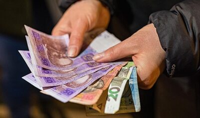 Годовая инфляция на Украине ускорилась до 12%