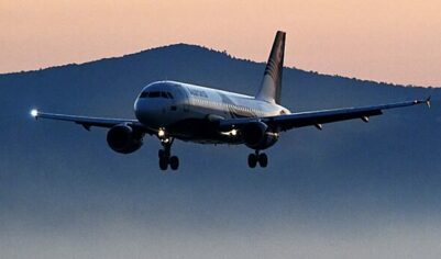 Aviaincident: Экипаж летевшего из Петербурга Airbus A319 заметил в небе НЛО
