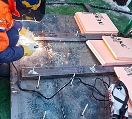 На аварийном танкере в Усть-Луге заделали две пробоины из трех