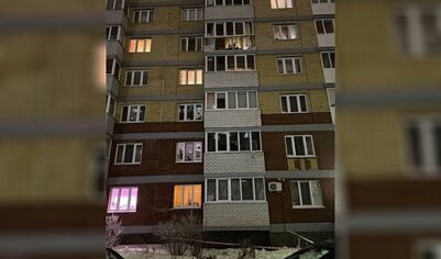 Балкон рухнул в российском городе из-за стиральной машины и аэрозольного баллончика