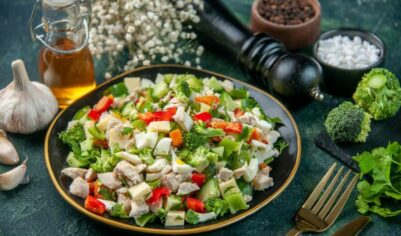 Вкусные и простые весенние салаты, которые можно готовить каждый день