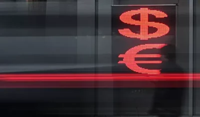 «Ъ»: укрепление рубля привело к росту объёмов трансграничной онлайн-торговли на 30%