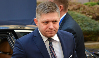 Фицо призвал восстановить транзит газа через Украину