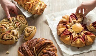 Не только пирожки или хлеб: 5 простых и вкусных рецептов с дрожжевым тестом