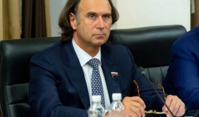 Минус устрицы, плюс молоко в бидонах: что должно быть в базовой продуктовой корзине россиян
