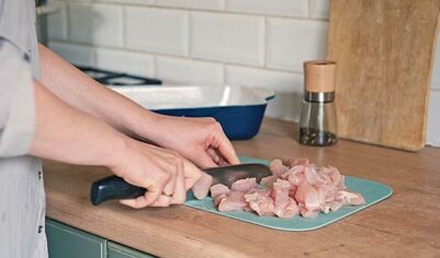 Цены на курицу в России продолжают расти ускоренными темпами