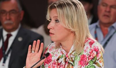 Захарова: Меркель подорвала доверие к посреднической роли Германии на Украине
