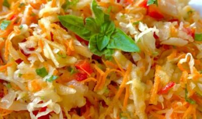 Салат из квашеной капусты вкусный рецепт с фото пошагово и видео