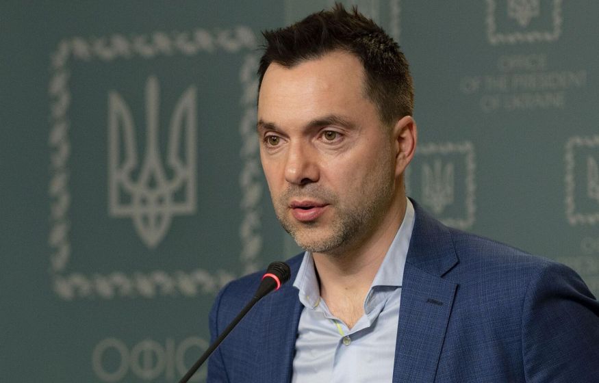 «9 мая – развязка. Если ВСУ атакуют Москву, страны восстанут против Украины. Где тогда спрячется Зеленский?»: Арестович*