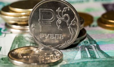 «Крепкий рубль вредит РФ. Цены растут из-за продавцов, а ФАС помогает им в этом»: экономист раскрыл неожиданные детали