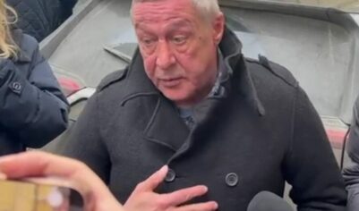 Михаила Ефремова после выхода из колонии засняли на фото в автобусе (ФОТО, ВИДЕО)