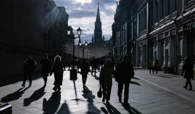 «Нарожал детей — значит, будет что в старости есть. Нет — сдохнешь»: ведущий «Соловьев Live» призвал отменить пенсии