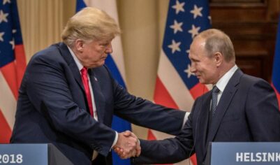 «РФ и США обмениваются оскорблениями»: взаимоотношения Путина и Трампа на обложке New York Post