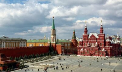 «Весь мир будет следить за действиями ВСУ над Красной площадью 9-го мая. Зеленский психически неадекватен»: политологи