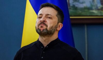 Зеленский призвал обвалить цены на российскую нефть