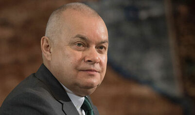 Киселев после изъятия паспортов у главы «России сегодня» напомнил ФРГ о мировых войнах