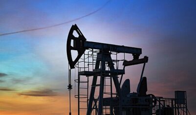 МИД Украины: Киев введет санкции против стран, покупающих много нефти РФ