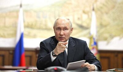 «У меня теперь проблемы?»: модератор на ПМЭФ испугался после шутки Путина