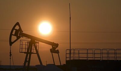 Нефть подорожала на ряде факторов