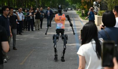 Олимпиада без людей: спортивные роботы-гуманоиды захватили Олимпию