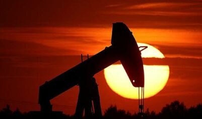 Мировые цены на нефть начали снижаться
