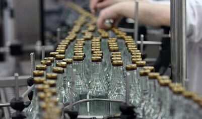 Российская водка появится в продаже еще в одной стране