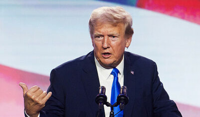Трамп назвал главу ФРС Пауэлла тупым за отказ снижать процентную ставку