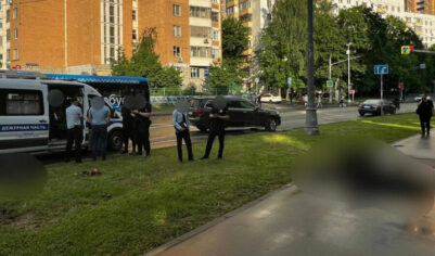 «Несколько дней выслеживал»: в Москве юноша зарезал возлюбленную на глазах у прохожих