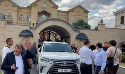 В Армении прошли обыски у российского миллиардера Самвела Карапетяна (ВИДЕО)